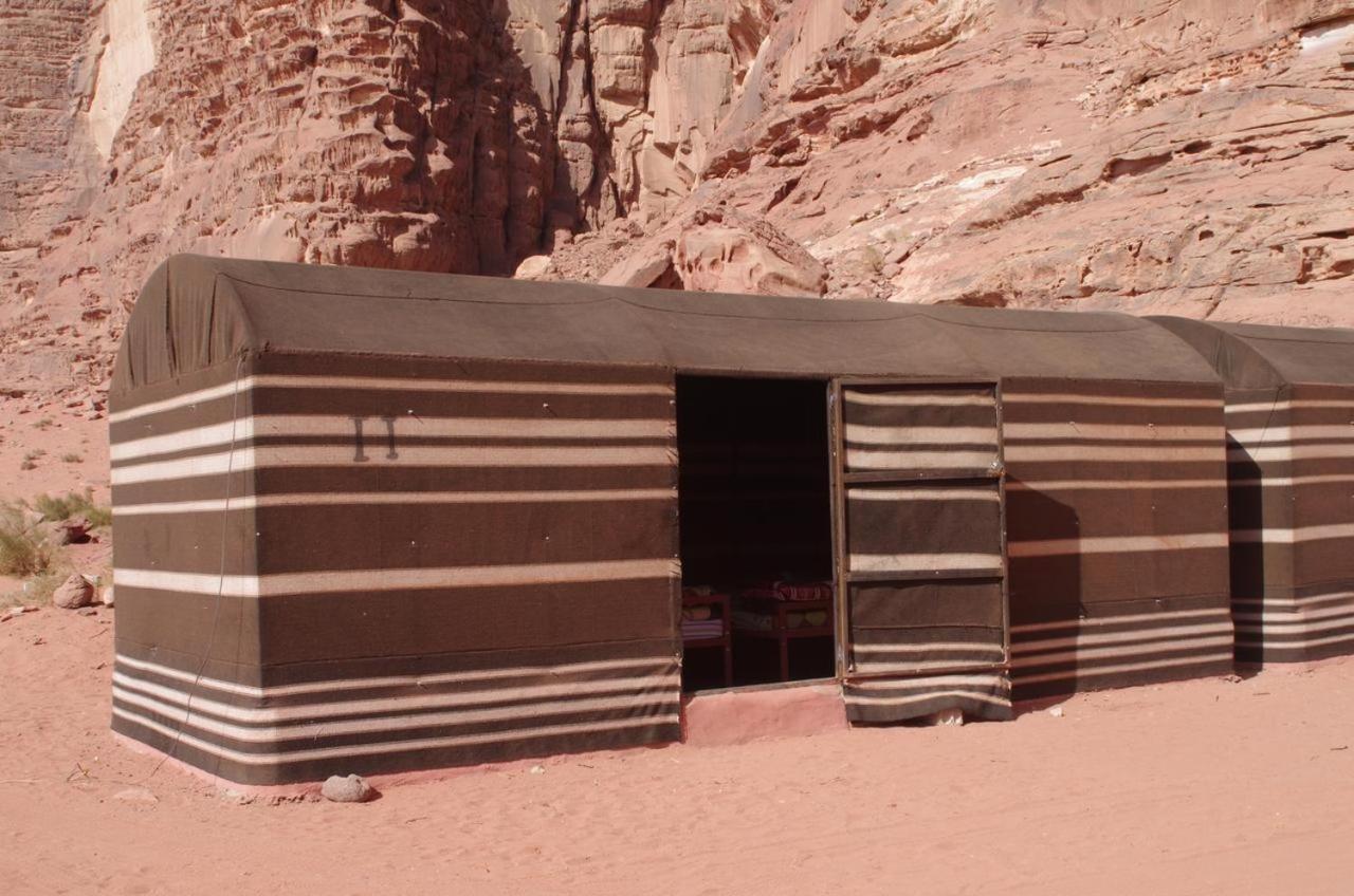 Wadi Rum Time Camp Екстер'єр фото